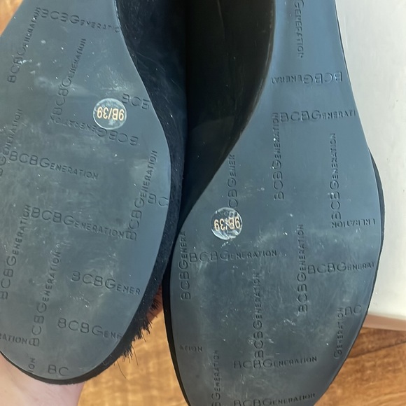 BCBG BCBGeneration BLACK Suede Telly jeweled Wedge SHOES Heels  9 - Picture 4 of 6